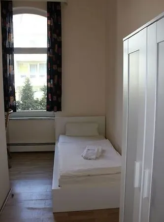 Am Lindenhof - Self Check-in Hotel 2*